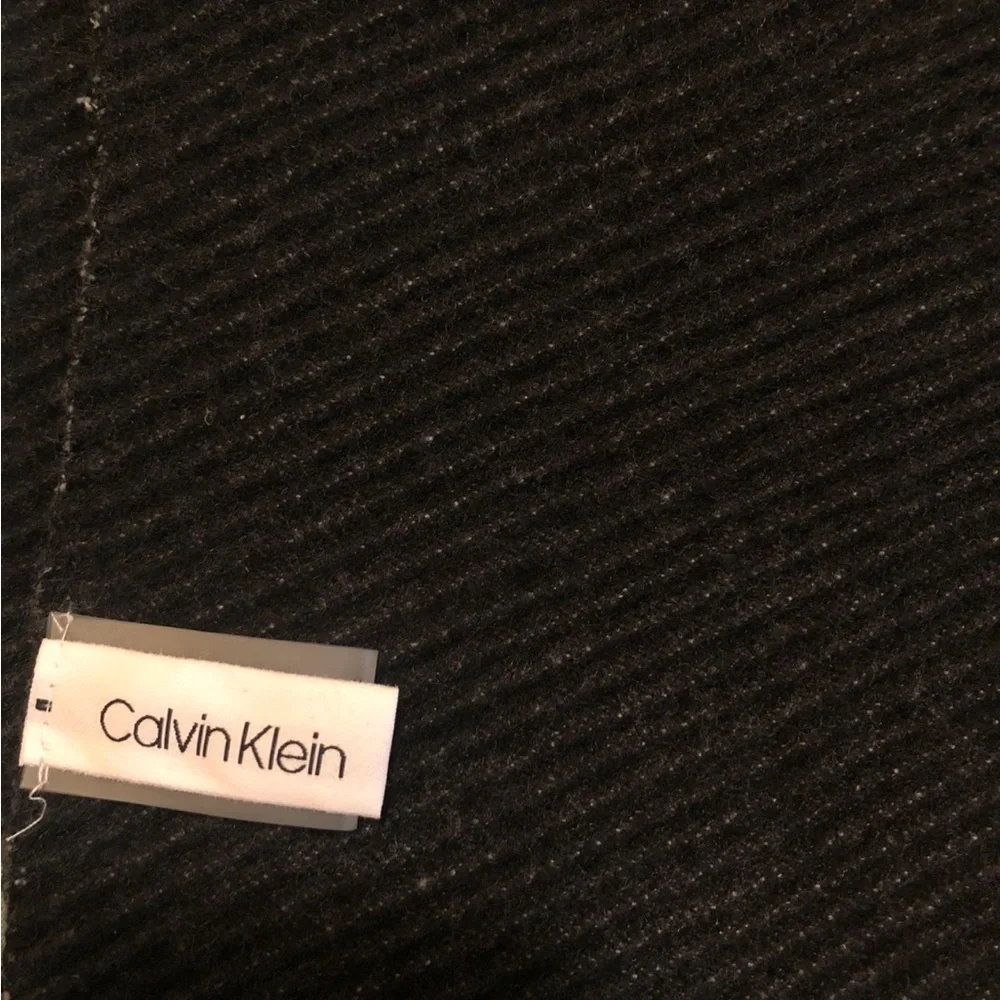 Calvin Klein men two tone scarf